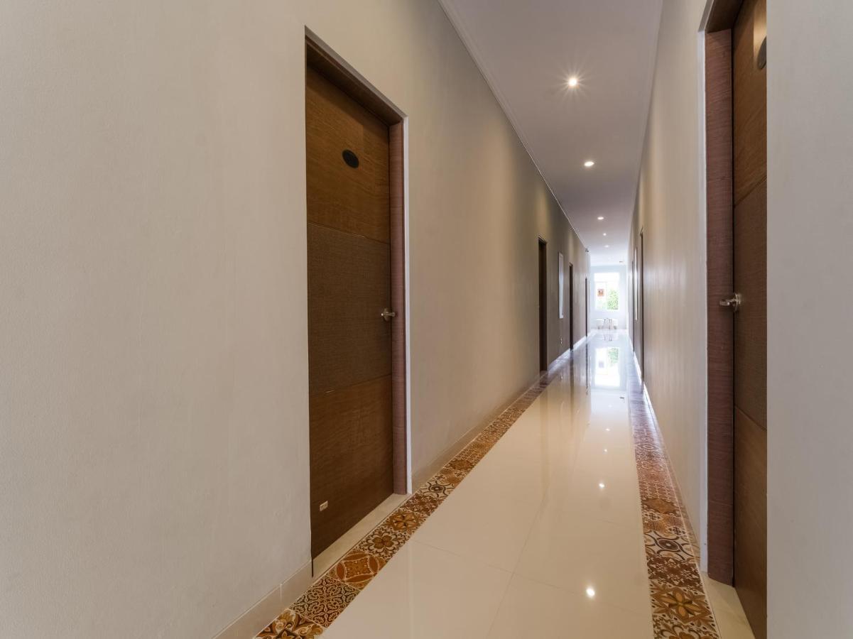 Super Oyo Collection O 90023 Damar Kusumo Guest House Maguwo Exterior foto