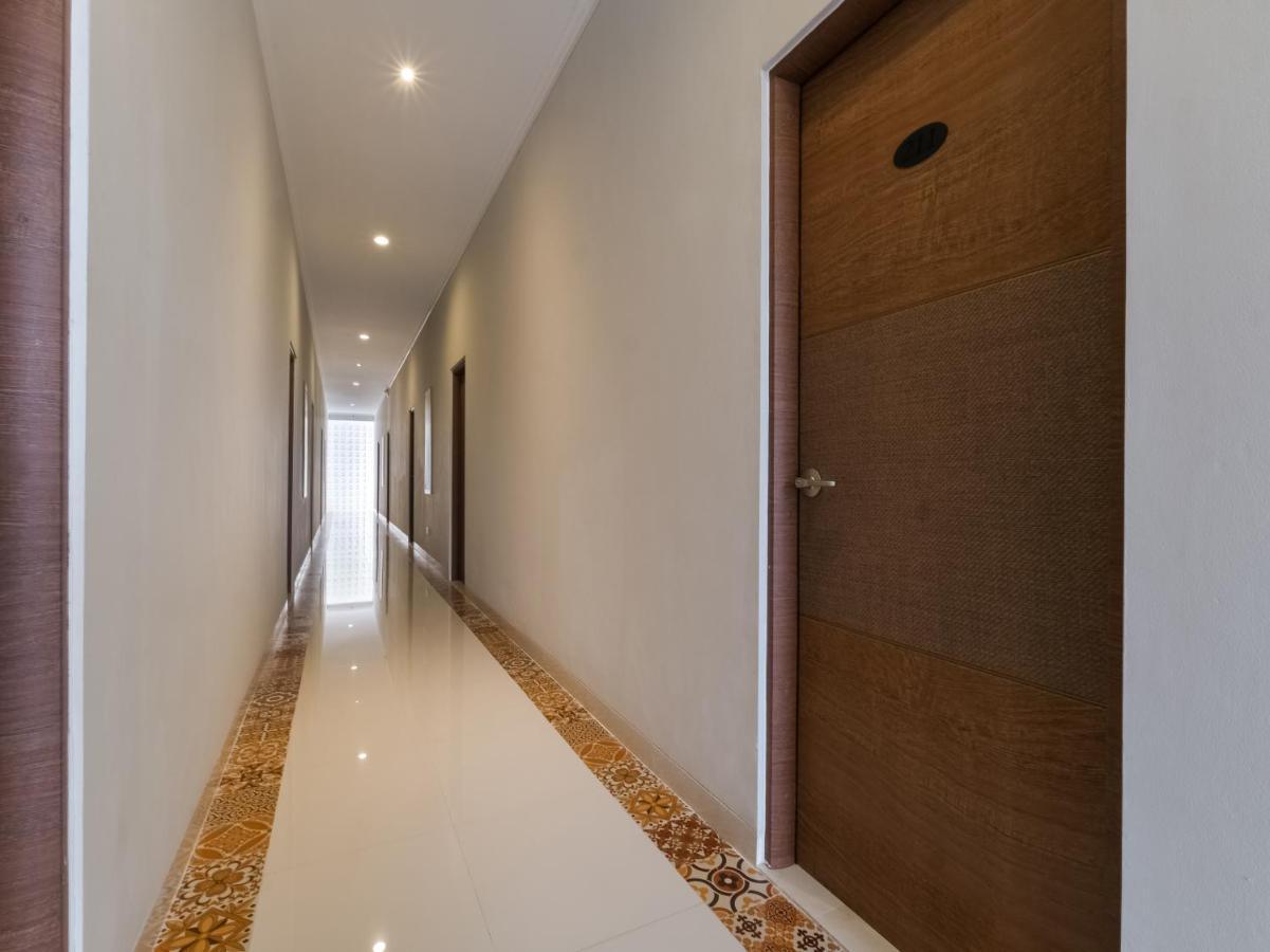 Super Oyo Collection O 90023 Damar Kusumo Guest House Maguwo Exterior foto