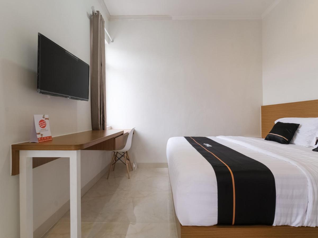 Super Oyo Collection O 90023 Damar Kusumo Guest House Maguwo Exterior foto